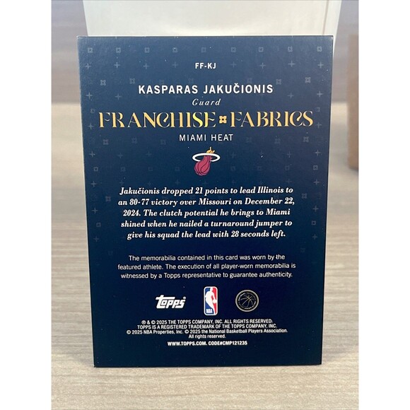 2025-26 Topps - Kasparas Jakucionis #FF-KJ - Franchise Fabrics Miami Heat RC - Picture 2 of 2